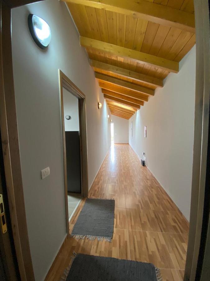 Villa Yseni Орикум Экстерьер фото